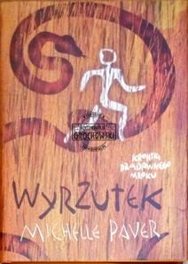 Wyrzutek (Seria: Kroniki pradawnego mroku Tom 4)