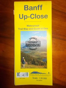 Banff Up-Close : Waterproof Trail Map and Guide in One