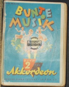 Bunte musik band 2.  FRIES