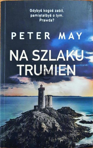 615760 Na szlaku trumien