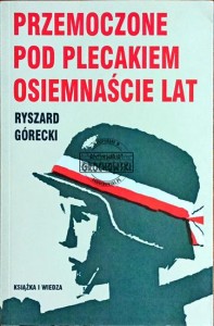 Przemoczone pod plecakiem 