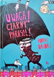 Uwaga! Czarny parasol