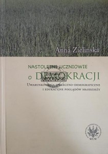 Nastoletni uczniowie o demokracji