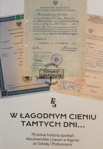 W łagodnym cieniu tamtych dni...