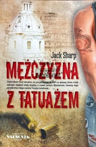 Mężczyzna z tatuażem