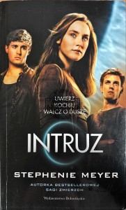 Intruz