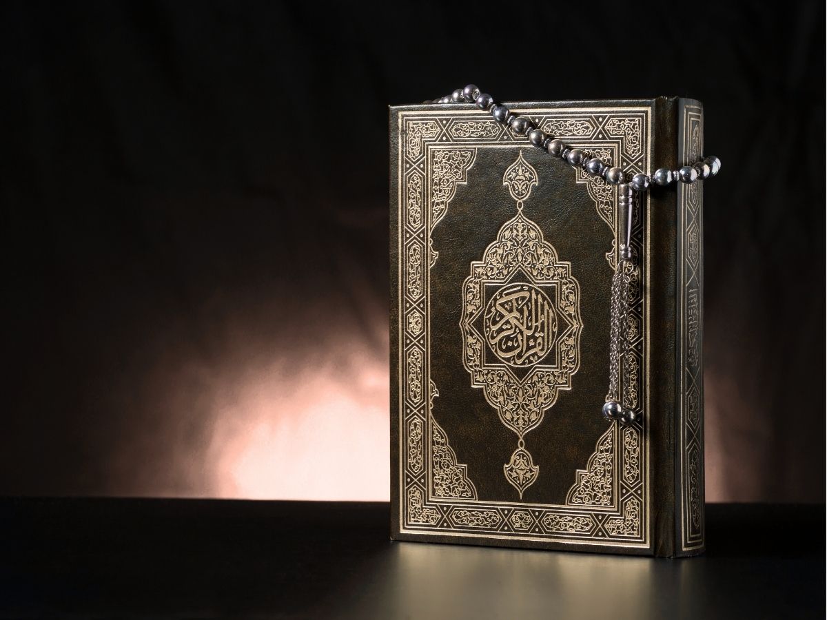 Środki retoryczne - figury, funkcje i siła języka w literaturze